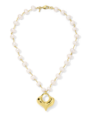 The Lala Pearl & Heart Necklace