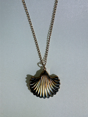 The Shell Necklace | SAMPLE