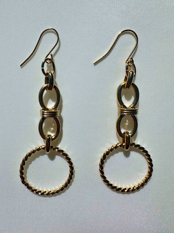 Oval Ring Earrings | SAMPLE