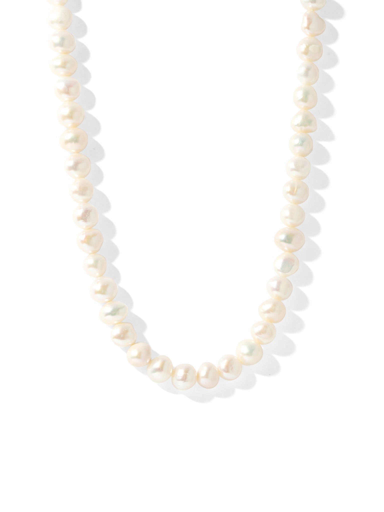 The Lola Pearl Necklace